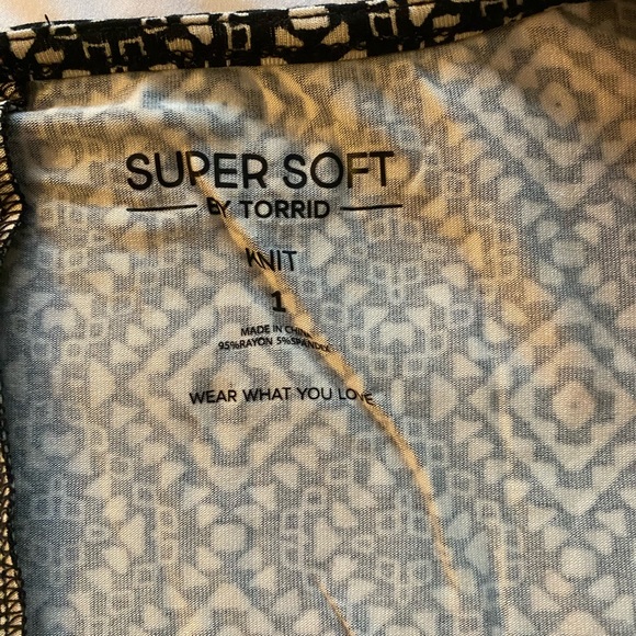 NWT Torrid maxi slit dress size 1x - Picture 7 of 11